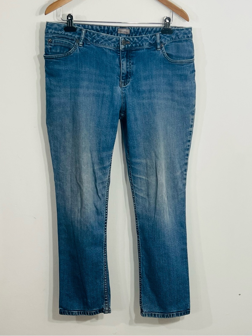 J.Jill Slim Leg Mid Rise Jeans Classic 5 Pocket Stretchy Casual Everyday Wear